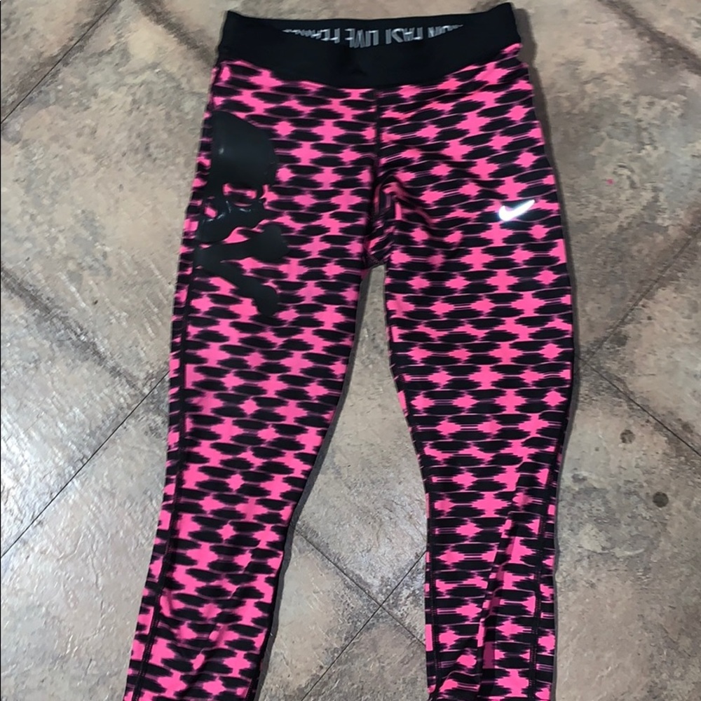 NIKE Soul Cycle Capri